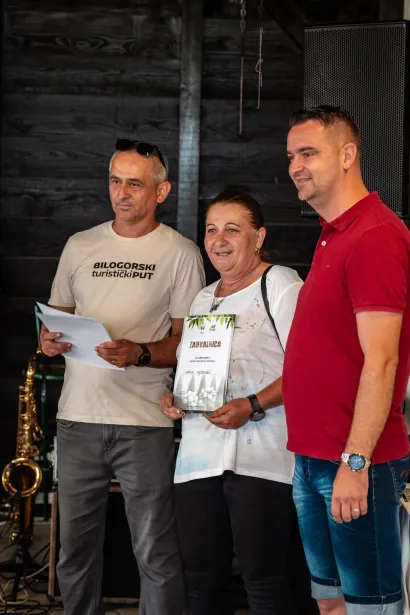 Podijeljena su i priznanja na najljepše okućnice/Foto: Stipe Boščić