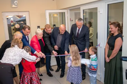 Vrpcu su prerezala djeca iz vrtića/Foto: Predrag Uskoković/Grad Daruvar