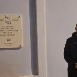 Spomen-ploče u čast krunidbe prvog hrvatskog kralja Tomislava otkrio je gradonačelnik Pakraca Tomislav Novinc/Foto: Pakrački list