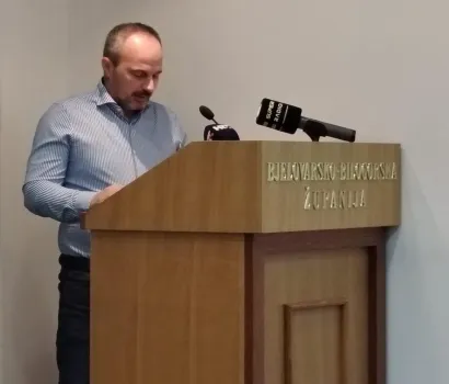 Anđelko Kolić pitao je može li u Đulovac češće dolaziti liječnik/Foto: Slavica Trgovac MartanFoto: Slavica Trgovac Martan