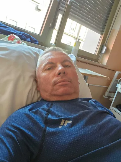 Sam se vozio u bolnicu, primio kemoterpije i vozio opet natrag kući/Foto: Privatni album