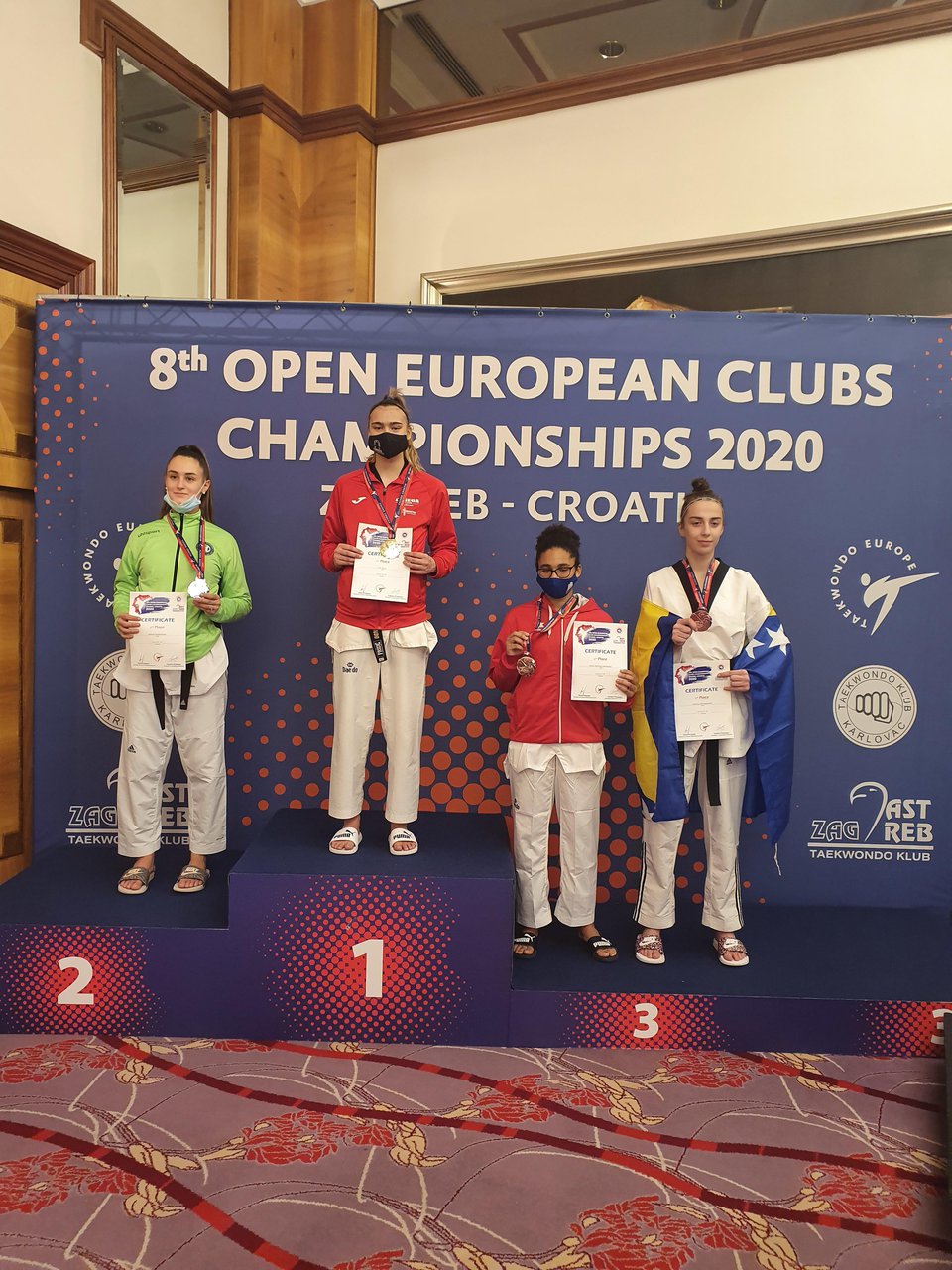 Fotografija: Na pobjedničkom postolju našlo se čak troje mladih Bjelovarčana iz Taekwondo kluba Omega/Foto: Taekwondo klub Omega