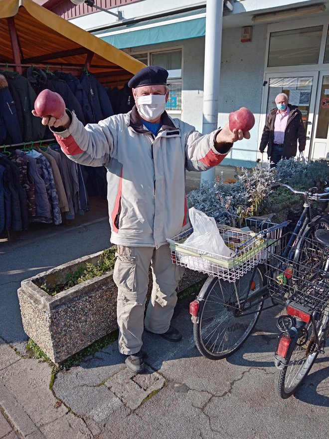 Bjelovarčanin Zlarko Andri najviše voli provoditi vrijeme na Bjelovarskoj tržnici / Foto: MojPortal.hr