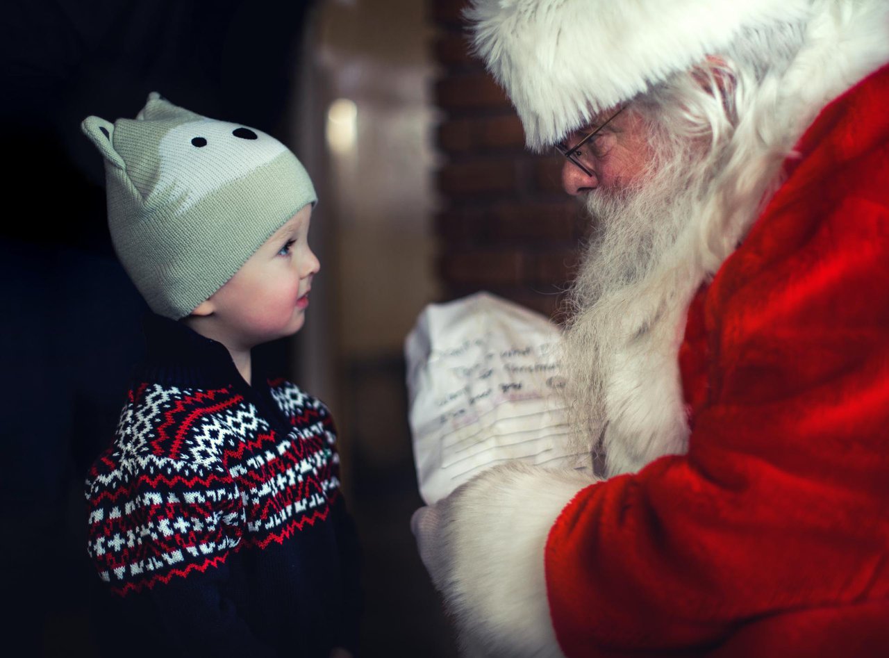 Fotografija: Djed Božićnjak u ponedjeljak će obradovati brojne mališane u Općini Veliki Grđevac/Foto: Unsplash