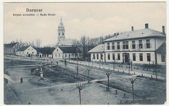 Zgrada Badehotela svojevremeno je dominirala centrom grada kao što vidimo na razglednica je iz 1906. godine / Foto: arhiv Vlatke Daněk