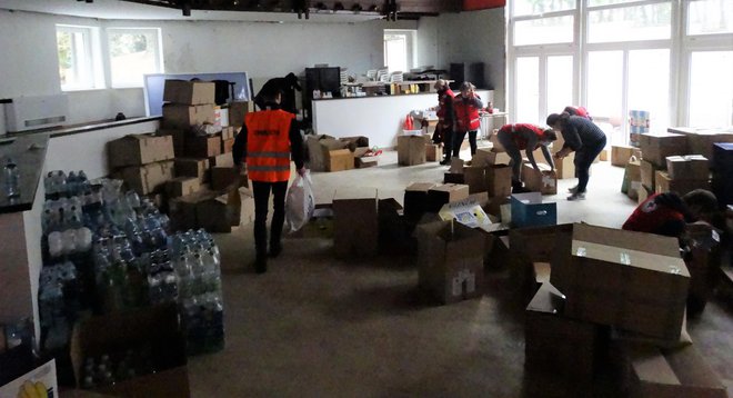 Hrvatski dom u Daruvaru do večeri je bio pun donacija za ljude iz potresom pogođenih područja/Foto: Dijana Puhalo