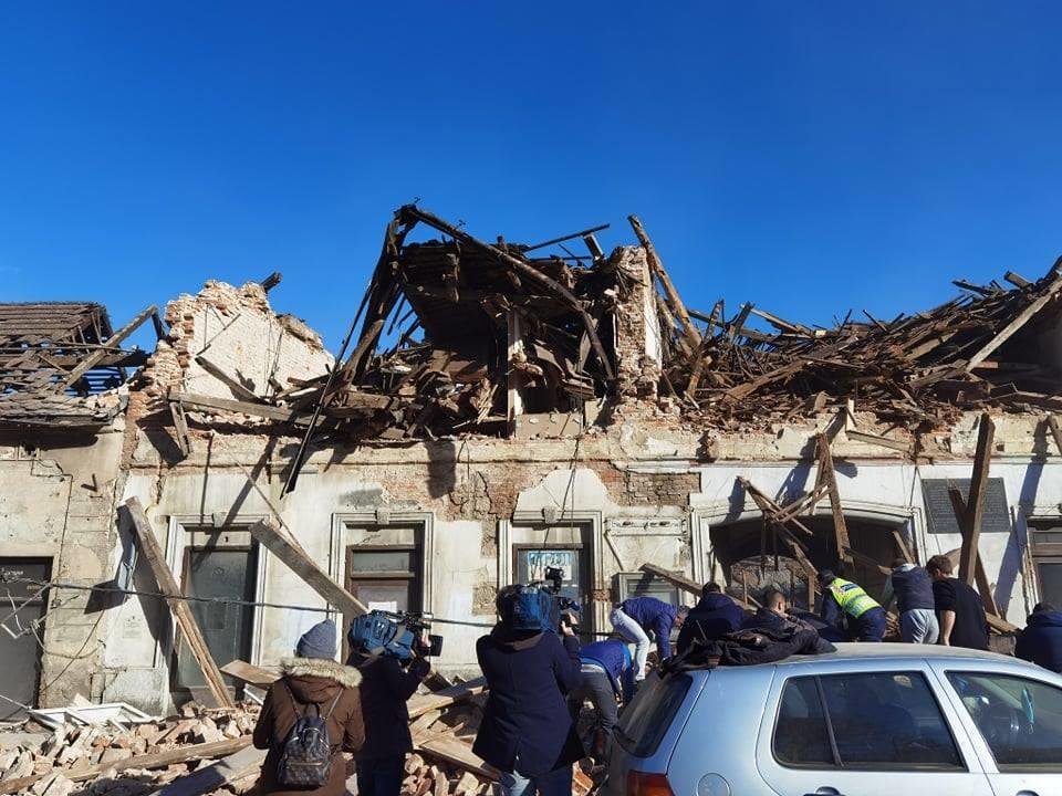 Fotografija: Petrinja nakon razornog potresa/ Foto: Tena Šarčević/Cropix