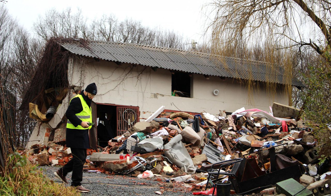 Fotografija: Potres je razotkrio kriminal tijekom obnove u Strašniku/Foto: Humanity First Hrvatska