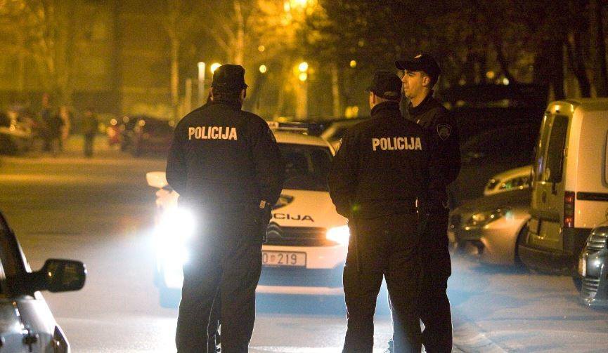 Fotografija: Policiji je netko dojavio da se u prostorijama kluba održava privatni tulum/Foto: Željko Puhovski/CROPIX