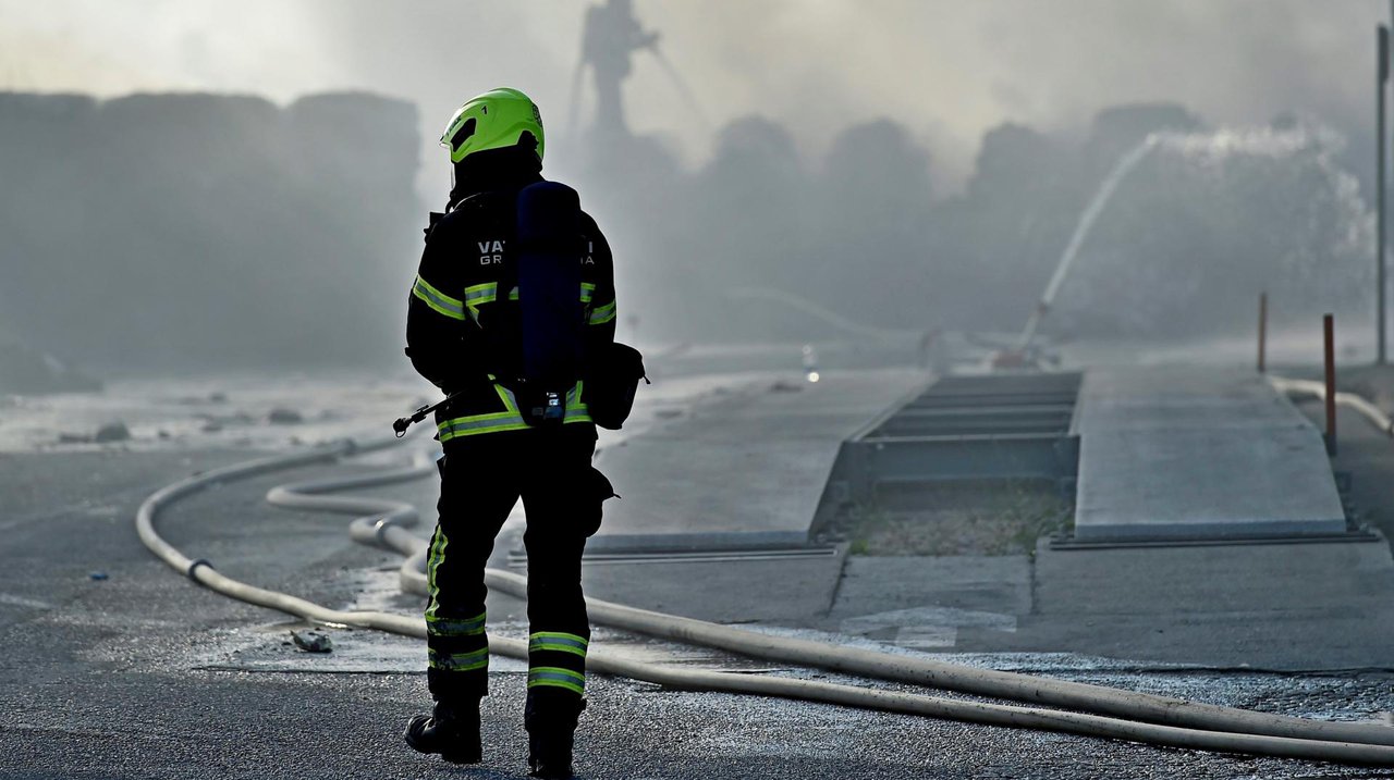 Fotografija: Mještani su zbog smrada koji se širio Kaniškom Ivom zvali policiju i vatrogasce/ Foto: Nikola Vilić/CROPIX (ilustracija)