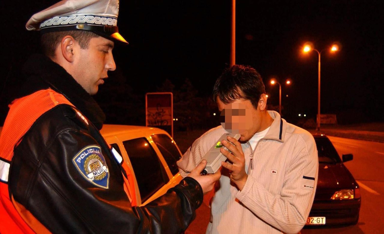 Fotografija: Vožnja pod utjecajem alkohola jedan je od najčešćih uzroka prometnih nesreća na području cijele države/Foto:Goran Šebelić (ilustracija)