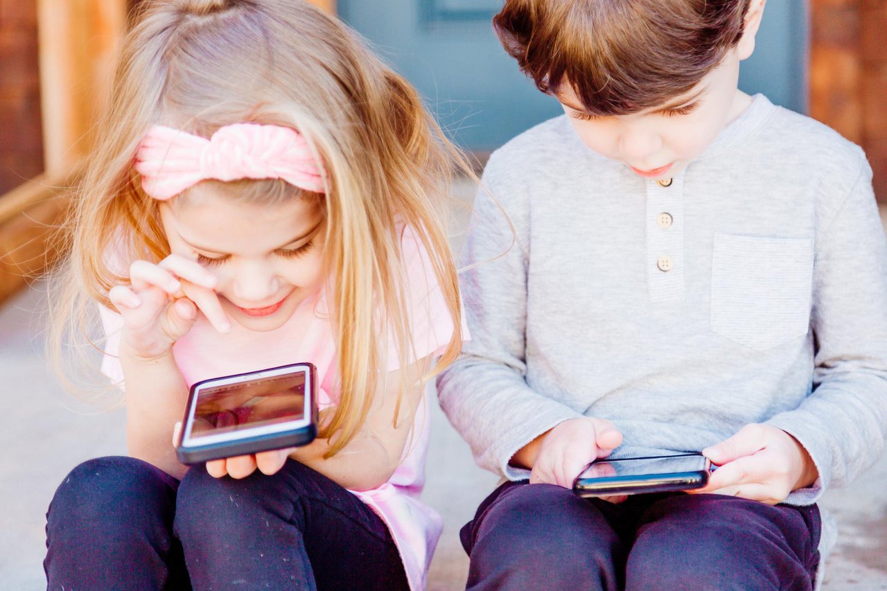 Fotografija: Postoji nekoliko aplikacija na koje bi bilo dobro da pripazite ako ih vaše dijete ima instalirano na mobitelu/Foto:Unsplash