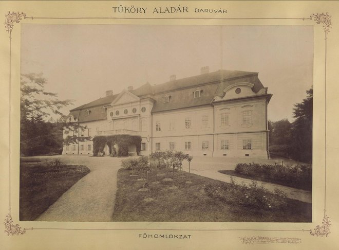 Četiri fotografije Tüköryeva vlastelinstva snimljene su oko 1900 godine te uvrštene u svojevrsnu foto-knjigu uglednih mađarskih aladára, odnosno u današnjem smislu dominanti/Foto: arhiv V. Daněk