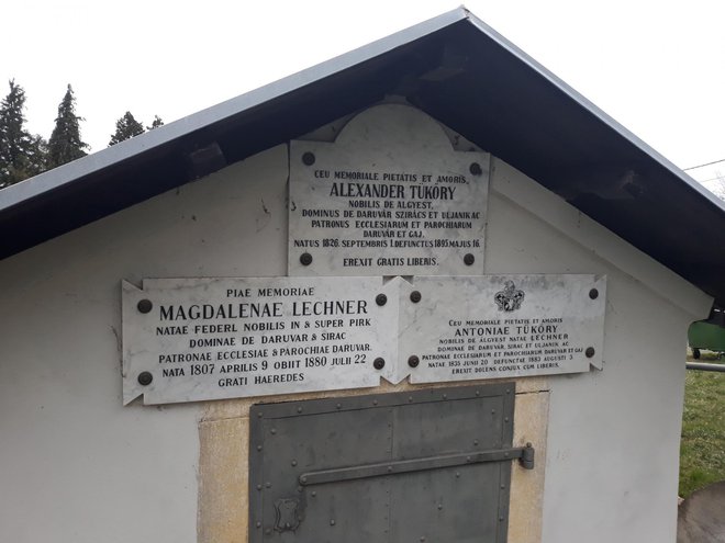 Došli su u Daruvar 1879. godine i nikada nisu otišli – grobnica grofovske obitelji Tüköry na daruvarskom groblju/Foto: Vlatka Daněk
