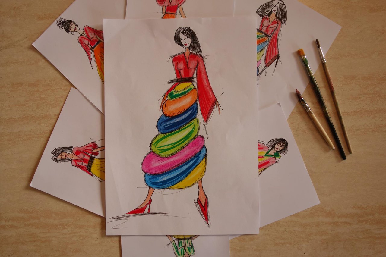Fotografija: Crteži dvanaest Ždralica i Ždralova s treninga modnog dizajna/Foto: Udruga Ždralice