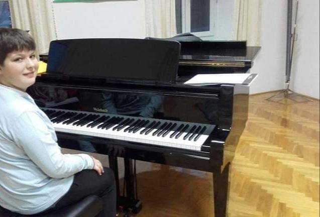 Filipov prvi sat klavira/Foto: Privatni album