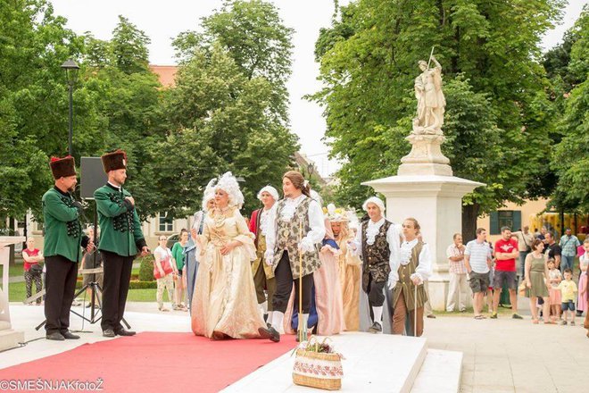 Carica Marija Terezija kod Paviljona u bjelovarskom parku/Foto: TZ Bilogora Bjelovar