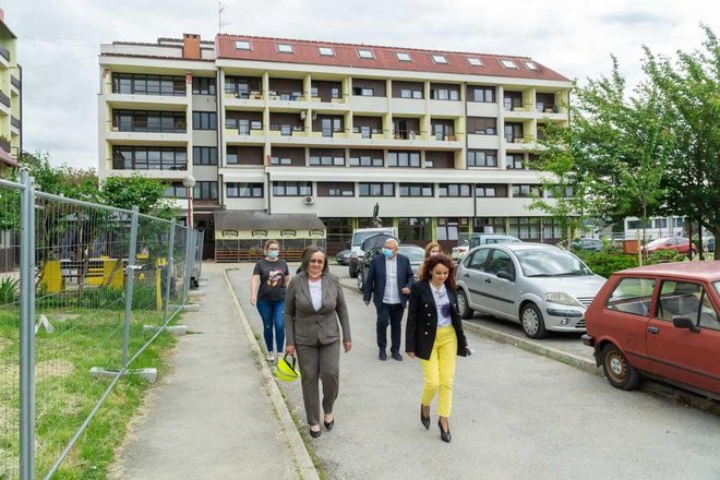 Obilazak Doma za starije osobe Bjelovar koji je u projektu energetske obnove/Foto: BBŽ