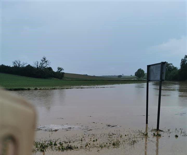Fotografija: Poplavljeno tlo u Dežanovcu/Foto: Facebook