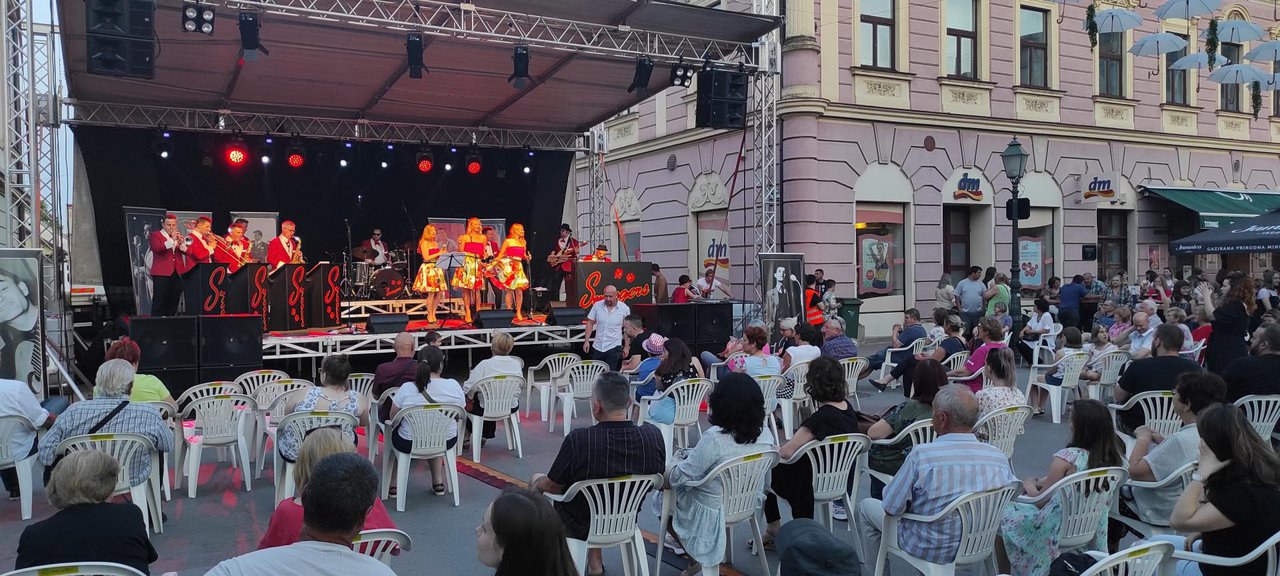 Fotografija: Koncert u čast Ivi Robiću okupio je velik broj posjetitelja/Foto: Martina Čapo