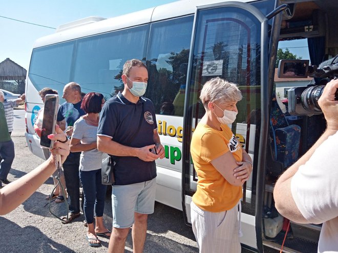 Građani su čekali u redu na cijepljenje u Cjepku/ Foto: Deni Marčinković