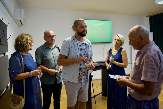 Aleksandar Rebić poslije predavanja družio se publikom/ Foto: Inkubator ideja