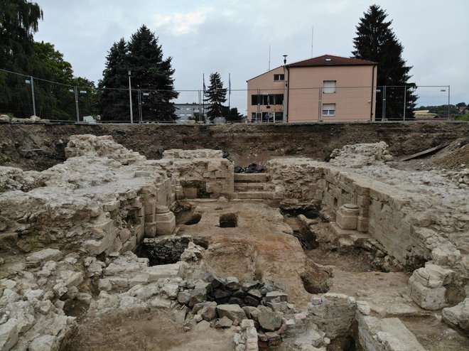 <p>Istražuje se porušena stara utvrda čijih ostataka više nema iznad zemlje/Foto: Muzej grada Pakraca</p>
