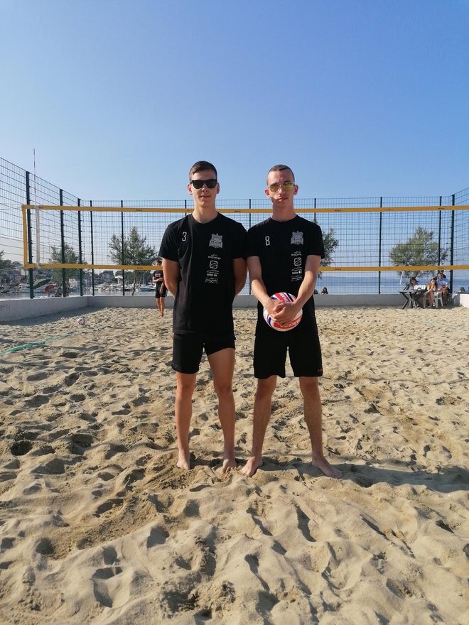<p>Muški par na pijesku (Borna Doljanin i Niko Ambroš)/Foto: Katarina Pranjić</p>

