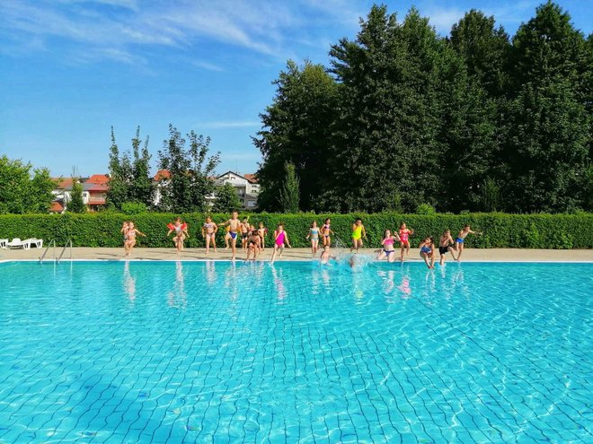 <p>Projektom je predviđen i odlazak na Gradske bazene Bjelovar/ Foto: Mali olimpijac</p>
