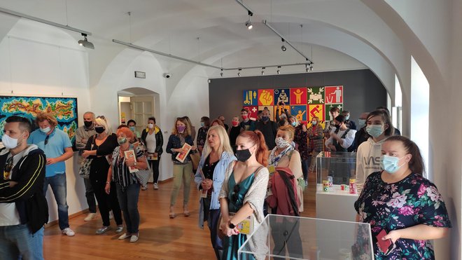 <p>Otvorenje izložbe privukao je veliki broj Bjelovarčana i gostiju/ Foto: Deni Marčinković</p>
