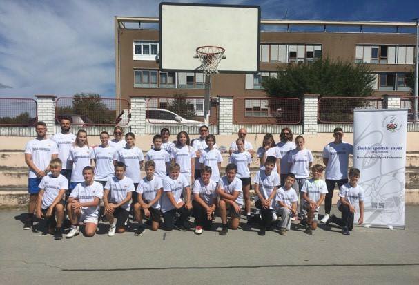 Fotografija: Polaznici besplatne škole košarke/Foto: Školski sportski savez

