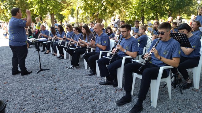 <p>Puhački orkestar zabavljao je prisutne/ Foto: Deni Marčinković</p>

