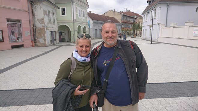 <p>Tatjana i Oto uživaju u Pakracu/Foto: Mario Barać</p>
