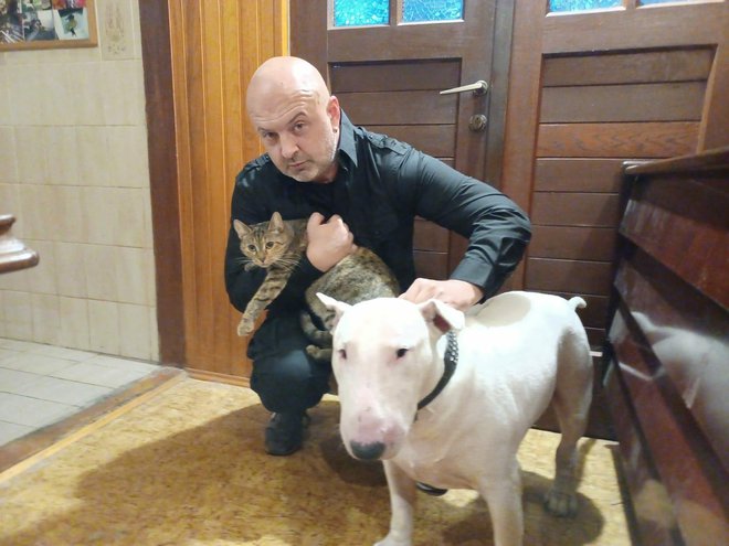 <p>Mladen Duhović tajnik je udruge i on živi u Zagrebu, ali i dalje aktivno pomaže oko skrbi za životinje/Foto: Privatni album</p>
