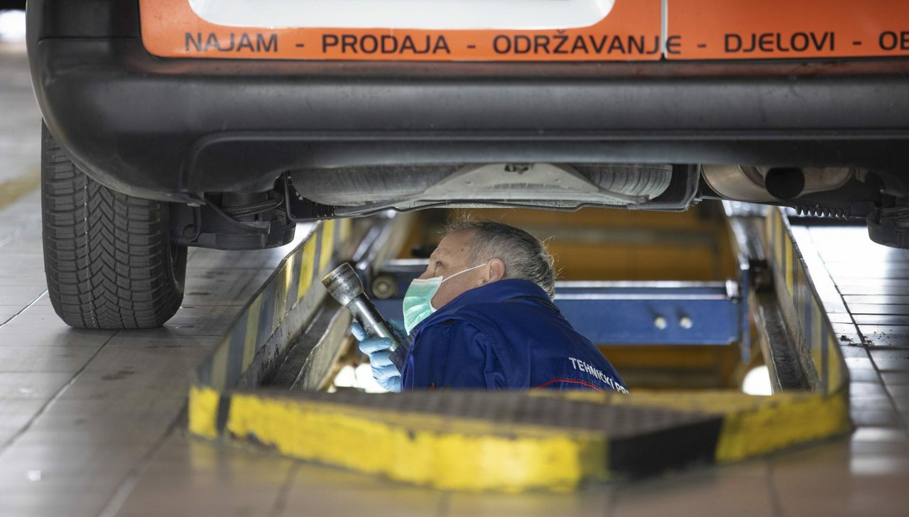 Fotografija: Automobile će vam besplatno pregledati u Stanicama za tehnički pregled vozila/Foto: Božidar Vukičevic/CROPIX
