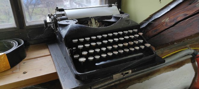 Daktilografska pisaća mašina kojoj se služilo vojno lice/Foto: Martina Čapo

