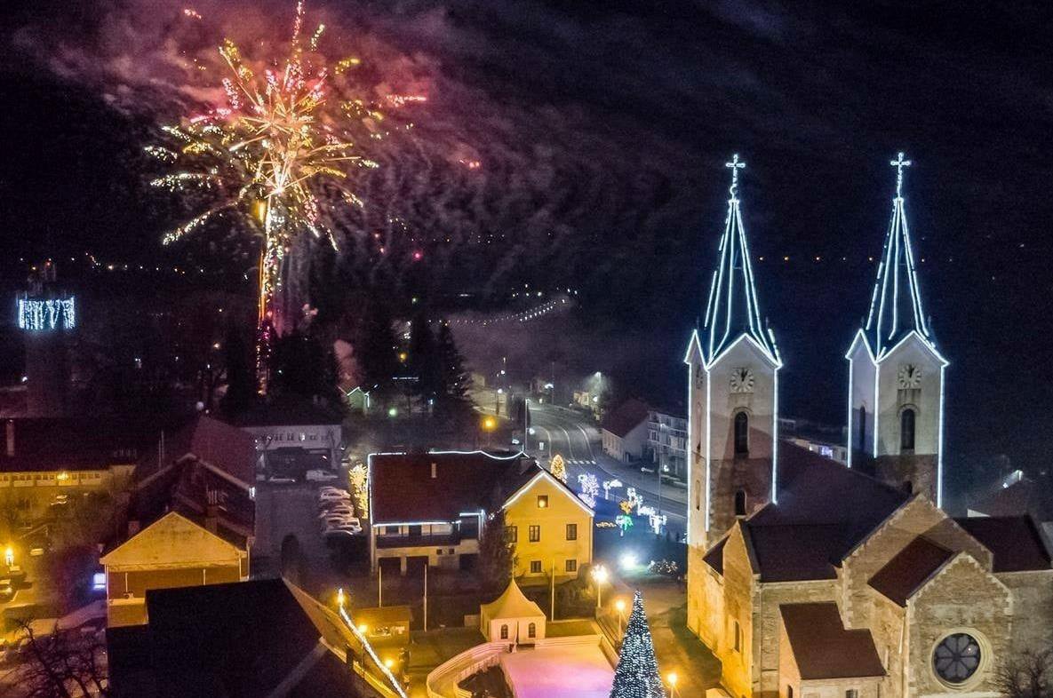 Fotografija: Doček nove godine u Čazmi/ Foto: Grad Čazma
