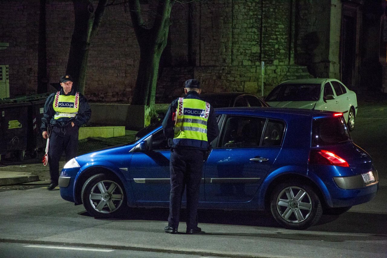 Fotografija: U rutinskoj kontroli bjelovarski policajci uhvatili 55-godišnjaka kako krši mjeru samoizolacije/Foto: Danijela Peracic/CROPIX (Ilustracija)
