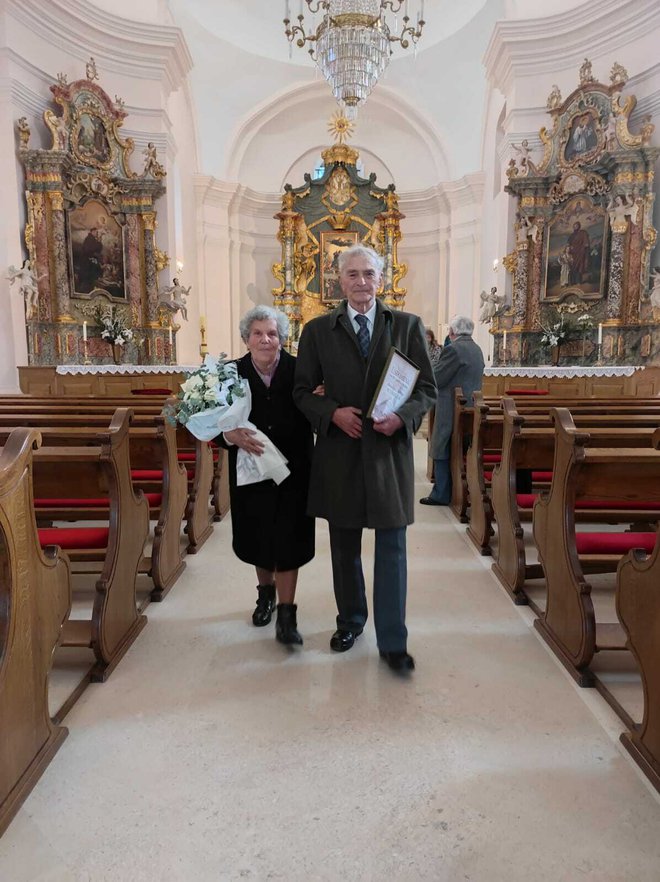 Rozalija i Antun Kubalek ponosni su na 60 godina zajedničkog života/Foto: Privatni album

