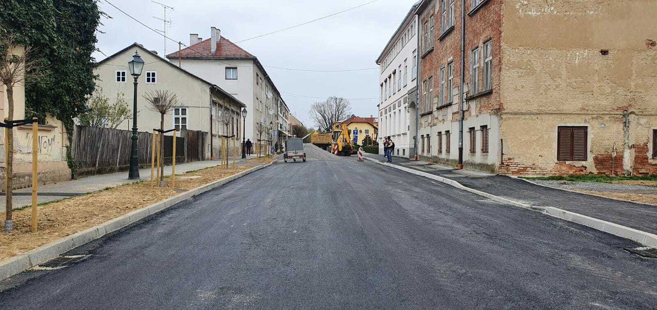 Fotografija: Prvih sto metara ulice je rekonstruirano/ Foto: Grad Bjelovar
