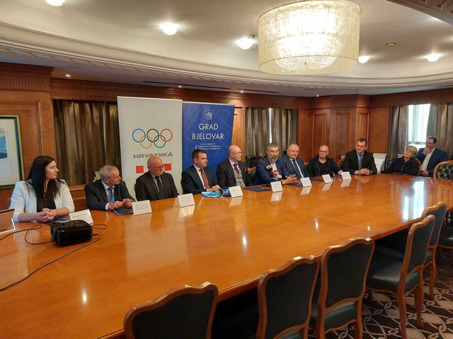 Ugovor su potpisali predstavnici većine saveza vodenih sportova te Olimpijskog i Paraolimpijskog odbora/ Foto: Slaven Klobučar

