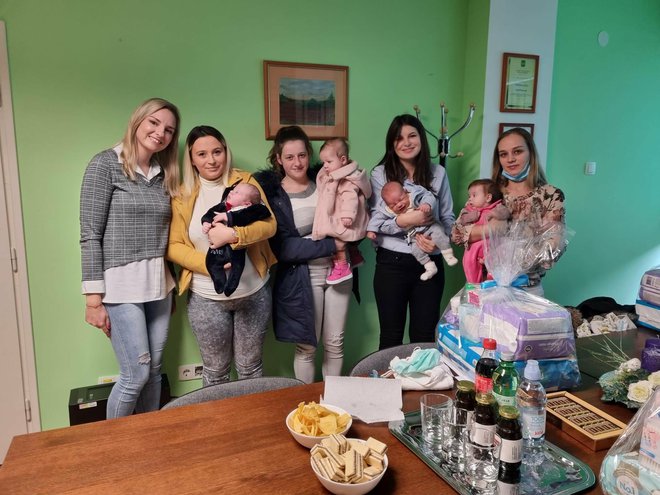 Povećane su naknade za novorođenčad/Foto: Općina Dežanovac
