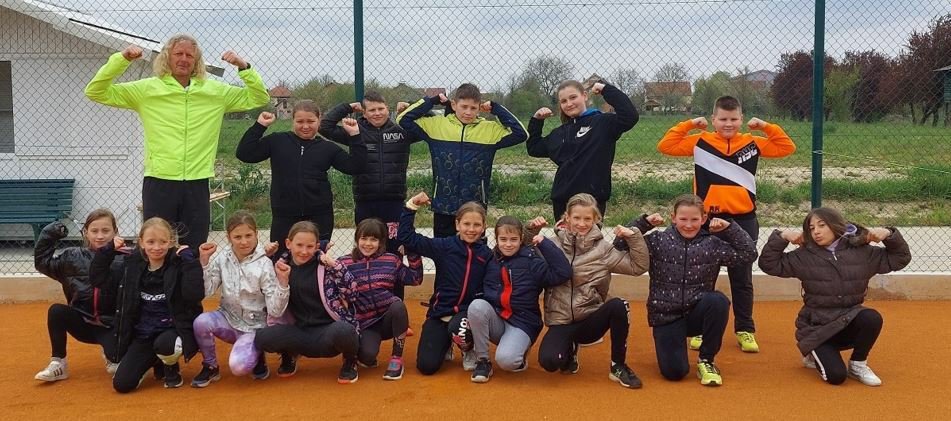 Fotografija: Na trening međunarodno poznatog trenera došla su djeca čak i iz Zagreba/Foto: Compas
