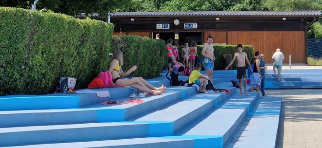 Foto: Mališani su jedva dočekali otvorenje bazena/ Foto: Grad Bjelovar
