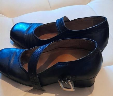 Stare cipele Leonida rado nosi i danas i u njima se osjeća kao kraljica/Foto: Privatni album
