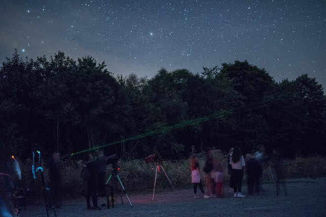 Daruvarčani su i lani na Petrovom vrhu promatrali kišu meteora/Foto: Saša Selihar
