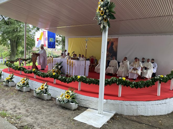 Misno slavlje u Novoj Rači povodom Velike Gospe prijašnjih godina/Foto: Bjelovarsko - križevačka biskupija
