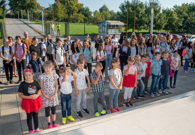 57 učenika upisalo je prvi razredu u OŠ Vladimira Nazora/ Foto: Grad Daruvar
