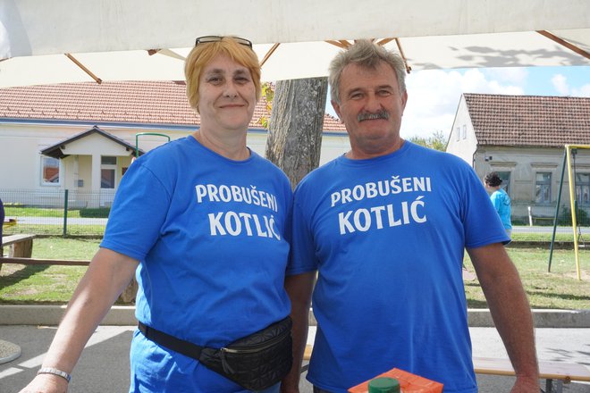 Ekipa "Probušenog kotlića"/Foto: Nikica Puhalo/MoJPortal.hr
