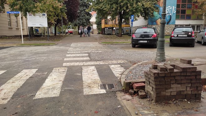 Uređenje dijela ulice kod Tehničke i Obrtničke škole/ Foto: Deni Marčinković
